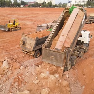 88K views · 738 reactions | Mastering the Art of Land Clearing: Skillful Komatsu Dozers in Action #excavator #catexcavator #constructionsite #constructionlife #heavyequipment #machinery #caterpillar #demolition #operator #contractor #constructionworker #wheelloader #earthmoving #bulldozer #heavymachinery #heavyequipmentlife #hitachi #buldozer | Bulldozer Hub | Facebook