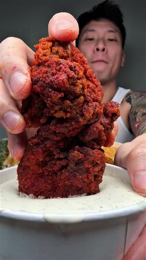 Trying wingstop with @OLIPOP #olipoppartner #wingstop #wings #eatingasmr #mukbang