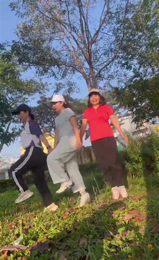 Ce tui tới đây 🤣🤣