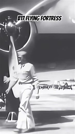 WW2 Flying Fortress B17 #aviationhistory #usarmy #b17 #flyingfortress