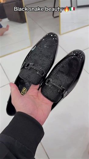 Black Snake Beauty: Unlocking Style This Season