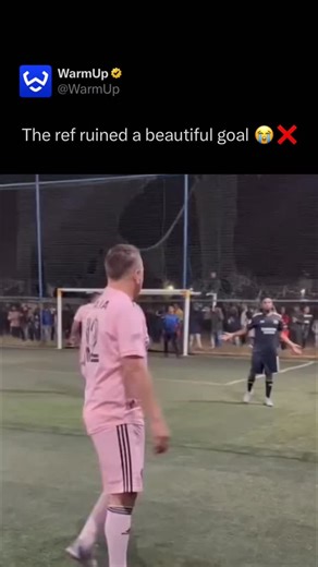 WarmUp on Instagram: "🫣 The overhead kick represents the pinnacle of athletic improvisation, combining gymnastics with precision. Cristiano Ronaldo’s 2018 strike against Juventus remains the textbook definition, with the Portuguese star rising 2.38m to silence Turin . In contrast, Zlatan Ibrahimović’s 30-yard looped effort against England defied logic, punishing a goalkeeper error with impossible geometry from outside the box . Whether it is Wayne Rooney’s derby winner or Gareth Bale’s Champion