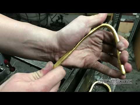 How Soft is 24k Gold? Look how Daniel Jewelry inc Bends Thick Gauge rods like if they were Rubber