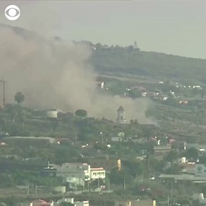 Watch the terrifying moment a church in La Palma, one of Spain’s Canary Islands, collapses after lava from the Cumbre Vieja volcano engulfs it. | CBS News