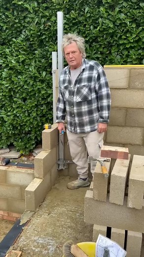 ROD STEWART LOVES THE FITZBRICK PROFILE SYSTEMS - HERE'S THE PROOF! Cheers @pwc5261 #FitzBrickTools #BrickworkTools | Brickwork Tools Ltd