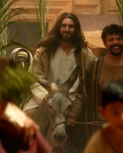 28K views · 354 reactions | Embark on an extraordinary cinematic journey where a timeless story comes to life, faith finds new depth, and the power of belief unfolds in a way you've never experienced before. THE LAST SUPPER is coming only to theatres beginning March 14! | Movie Tavern | Facebook