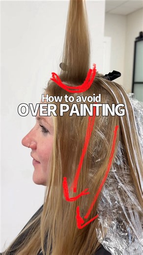 Let me tell you how to avoid over painting 👉 so quickly we can over do it and loose our vision When it comes to balayage - I always paint within the horizontal. The only time I paint on the vertical is when I’m working on the hairline. Within the horizontal section, I create scoops. The scoops are where you’ll paint. Underneath and around the scoops is going to be crucial to make sure you don’t over paint! This is for dimension and depth. Hot tips: - If the paint is too heavy - use the end of y
