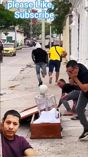 "Skeleton Prank Gone Hilarious! 😂💀#viral "#short#videos ☠️😱