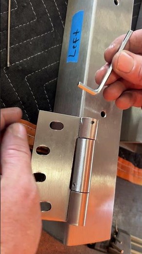 How to adjust gate hinge