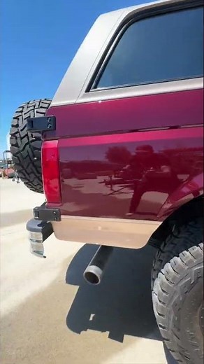 Unveiling the Beauty: Fully Restored 1996 Ford Bronco Eddie Bauer by Dusty Broncos!