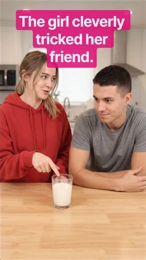 The girl cleverly tricked her friend||#shorts #ytshorts#viral#trendingshorts#prank#funny#tricks