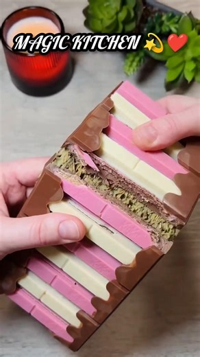 pink 🩷 chocolate 🍫 recipe 🤤 yummy 😋#trindinge #chocobar #popularpopsicle #trendingshorts