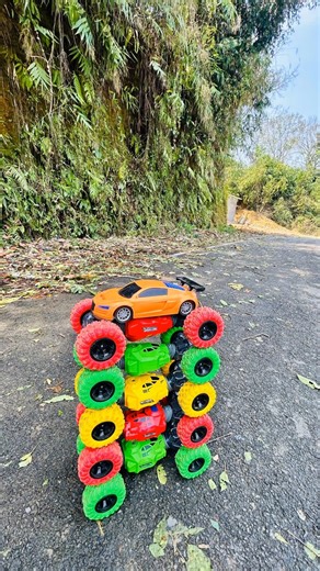 rc best 6 Remote Control Moka Stunt Cars Ek SathChalaya 😱