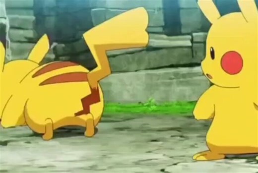 pikachu holding the thunder stone