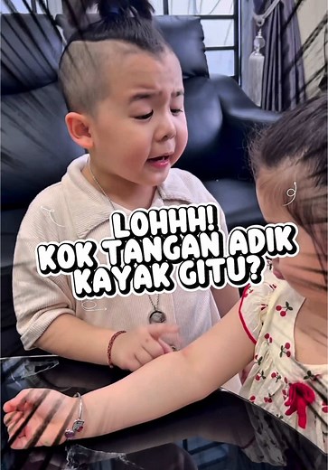 Video Lucu Bayi Gemes Minum Jamu