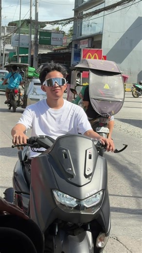 Top Sunglasses for Motorbike Enthusiasts