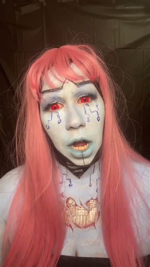 Robot makeup with fun sound. Enjoy!