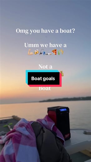 The best boat ever. #partybarge #partyboat #boattrend #creatorsearchinsight