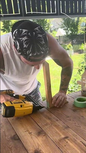 I made a simple DIY scratcher for my cats