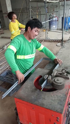 sterap bender machine #viral #skills #shorts #construction #shortsviral #shortsfeed