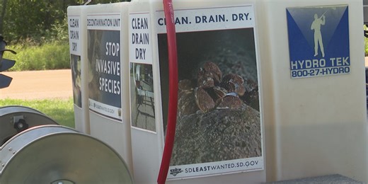 November a key time to inspect aquatic gear for Zebra Mussels