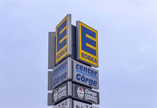 Hochmoderne Einkaufswagen bringen verblüffende Technik mit, um das Einkaufen zu erleichtern