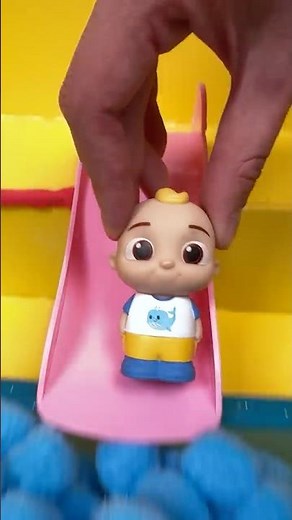 Learn Colors🌈 Toy Slide! 😃😃 #cocomelon #kidsvideo