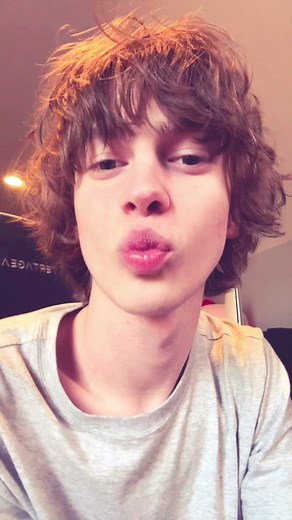 Nugget Biscuit Song by Emeyers: Lyrics and Meaning