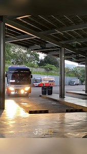 233K views · 2.1K reactions | Early arrow for North, maagang pila si regular Ormoc runner 1890 | Philtranco Service Enterprises Inc. Santarosa Daewoo BF106 (1890) #PhilippineBus #JSPRBusSights #BusSpotting #PSEI #Philtranco #Daewoo #reelsfypシ #fypreels #fypシ゚ | JSPR Bus Sights | Facebook