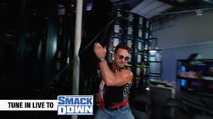 AJ Styles dit que LA Knight est "une grande bouche qui a désespérément besoin d'être calmée" La réaction de LA Knight. 😬 Nous souhaitons un beau dernier voyage à cette télévision. #SmackDown | WWE France