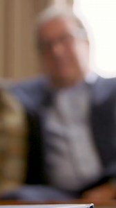 #NeverForget - Let's remember those who lost their lives and those who bravely saved many, including Gary Fishbone, an electrical contractor at The World Trade Center. Gary's heroic story is inspiring - he used his Maglite flashlight to help others escape the tragedy. Let's pay tribute to Gary and all the other brave survivors of 9/11. https://bit.ly/3BjK7xt | Maglite