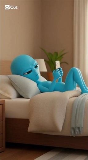 This Alien Is Addicted to His Phone 😂👽 #shorts #funny #comedy #animation