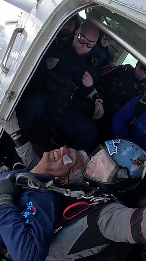 #tandemskydiving #tandemskydive #skydivetilstock #