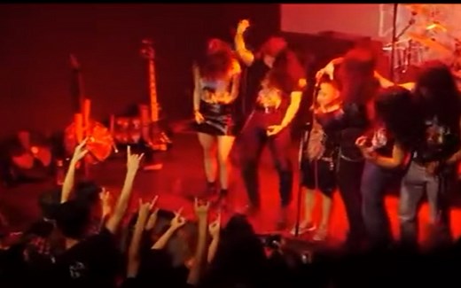 (中国激流金属)毒蠱live 2019武汉现场演出视频，老式敲击金属死亡敲击金属old school death/thrash metal