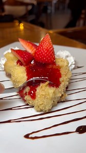 Crispy Fried Cheesecake 🤤🍰🍓 #cake #cakes #cheesecakelovers #strawberries #fried | Foody Fetish