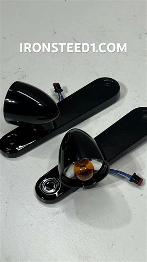 Harley Davidson, 2009 later touring glass black rear turn signals front turn signals ￼