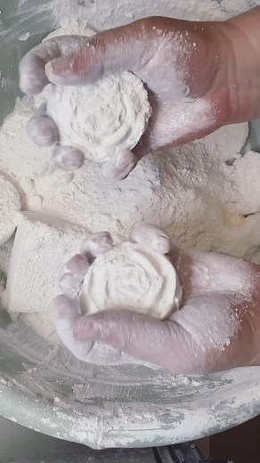 .what.is.asmr. on Instagram: "Soft roses #asmr"