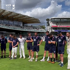An emotional farewell for Tim Murtagh The #LVCountyChamp legend receives a presentation & standing ovation in his final match at Lord's | Rothesay County Championship