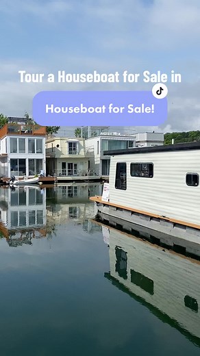 🚨Everyone stop scrolling - the cutest houseboat is up for sale! Come on a little tour of the space with me… and let me know if you’d live in this tiny home! It’s $149,000, is located just outside of Toronto at Bluffers Park Marina, can be lived in year round, and seems to have all the necessities! (Psst if you are actually interested in being my neighbour, contact our resident houseboat realtor Denise Doucet.) @blogTO #HouseboatTour #TinyHomeTours #UniqueHomes #houseboatforsale #TorontoRealEsta