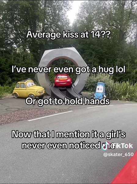 #love #disneyland #kiss #xyzabc #relatable | kiss