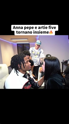 Anna Pepe e Artie Five tornano insieme: reazione live