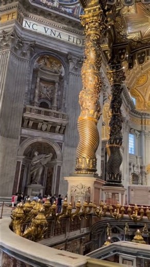 Basilica Papale di San Pietro in Vaticano - Costruita sulla Tomba dell'Apostolo Pietro