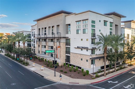 News | Joint venture buys luxury apartment complex in Phoenix