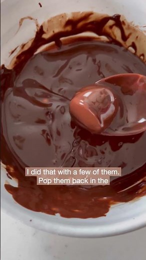 Chocolate Covered Frozen Raspberries {Tru Fru Copycat}