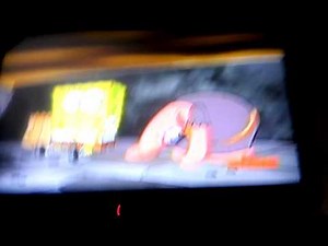 Spongebob, Patrick Star y Calamardo vs Planckton.