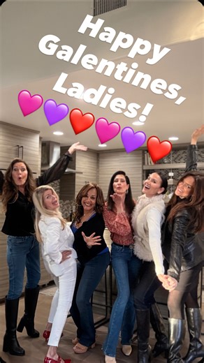 Lisa Guerrero on Instagram: "There she goes again… Spreading love and sparkle, everywhere she goes! I can say this of every one of my dozens of girlfriends! Glad I got to spend the evening with these beauties last night! Thank you, Carrie and Kim for hosting. Love you all dearly!"