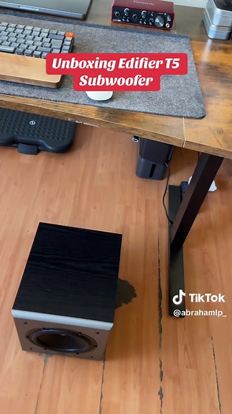 Unboxing del Subwoofer Edifier T5: Potencia y Calidad