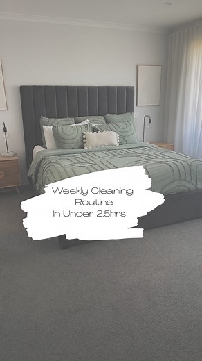 Weekly Cleaning Routine 🧼 ✨ I often get asked how long it takes me to complete my weekly cleaning. Most weeks take 2-3hours. I timed myself to show you it is possible to clean in under 2.5hrs. My top tips are: ✨ Do your weekly clean when you have time to commit 2-3hrs to it ✨ Follow a cleaning routine (mine is saved in my cleaning highlights) ✨ Don’t stop start in each room. Finish the area you’re in before moving on. ✨ Tidy your space before cleaning ✨ Clean your floors last in case dust, dirt
