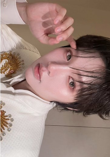 Radiant Moon-Inspired Makeup Tutorial