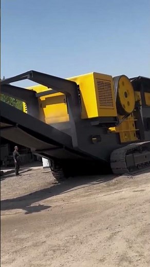 How Big Stones Are Crushed into Small Pieces